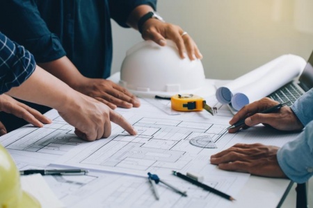 Quelles compétences rechercher dans un bureau technique béton performant
